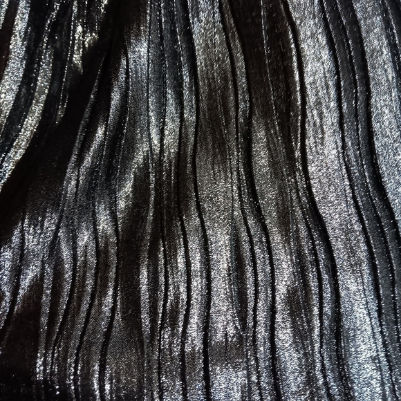 Metalic silver sleeveless mini dress size small by laundry by design - Picture 3 of 5